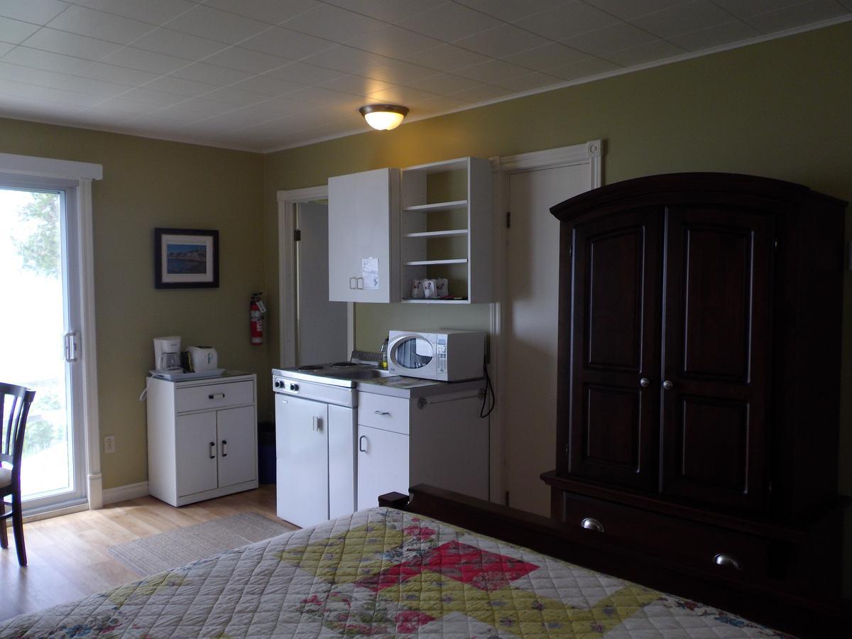 Motel Cap Blanc Kamouraska Eksteriør billede